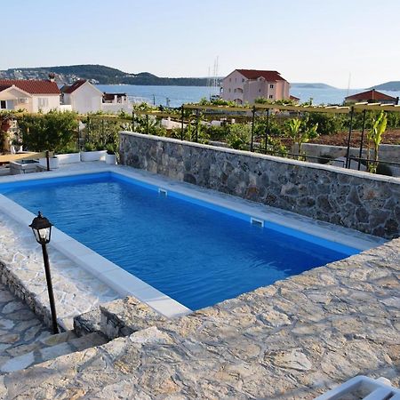 Villa Marta'S - Marta I Трогир Экстерьер фото